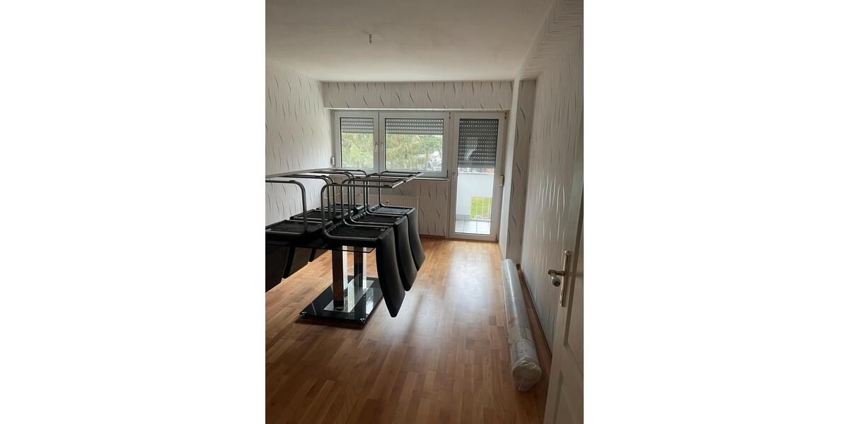 Etagenwohnung Kelkheim (Taunus) - 4 Zimmer, 90 m&sup2;, 385.000&euro; | Angebot:25330914