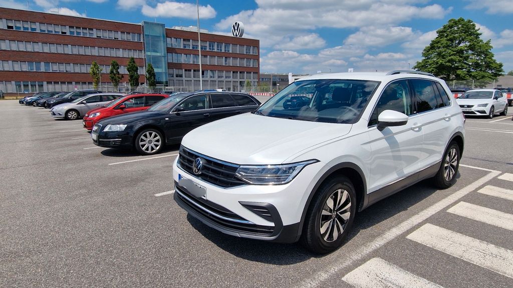 VW Tiguan 29.650 km 24.800 &euro; Emden 26721