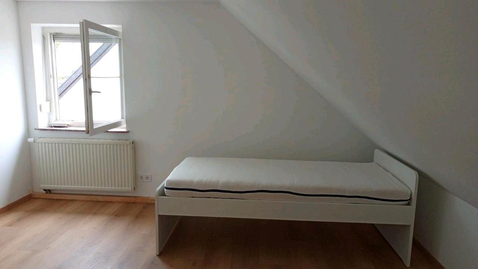 Möbliertes Zimmer in Zentrale Lage