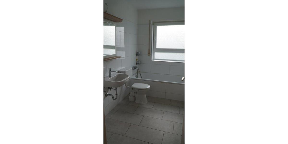 Etagenwohnung Weil am Rhein - 2 Zimmer, 62 m&sup2;, 710&euro; | Angebot:26351324