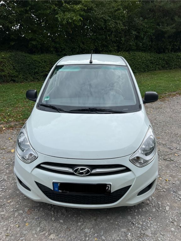 i10