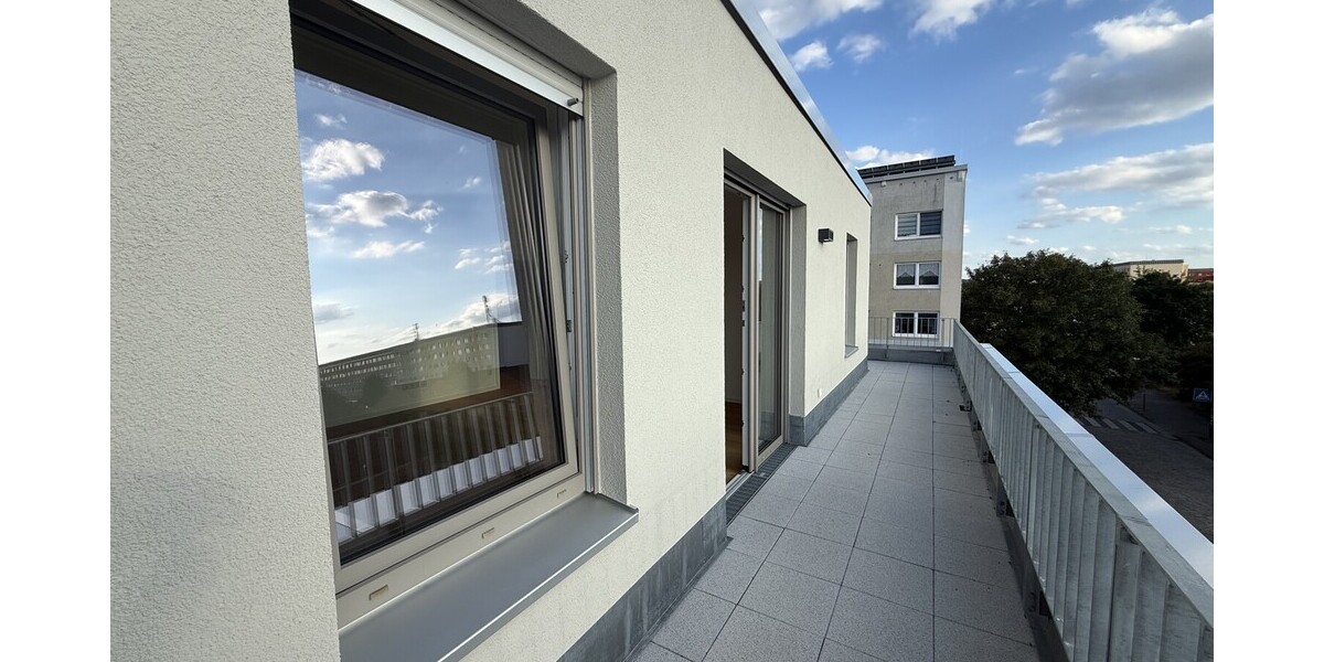 Lichtdurchflutetes Penthouse mit Sonnenterrasse und stilvollem Neubauflair - Einfamilienhaus Neubrandenburg Datzeberg | Angebot:27130830