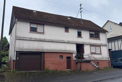 Haus Burbach - 6 Zimmer, 160 m&sup2;, 59.000&euro; | Angebot:26726855