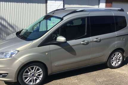 Ford Tourneo Courier 55.000 km 9.750 &euro; Merzenich 52399