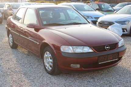 Opel Vectra 60.000 km 2.490 &euro; Paderborn 33106