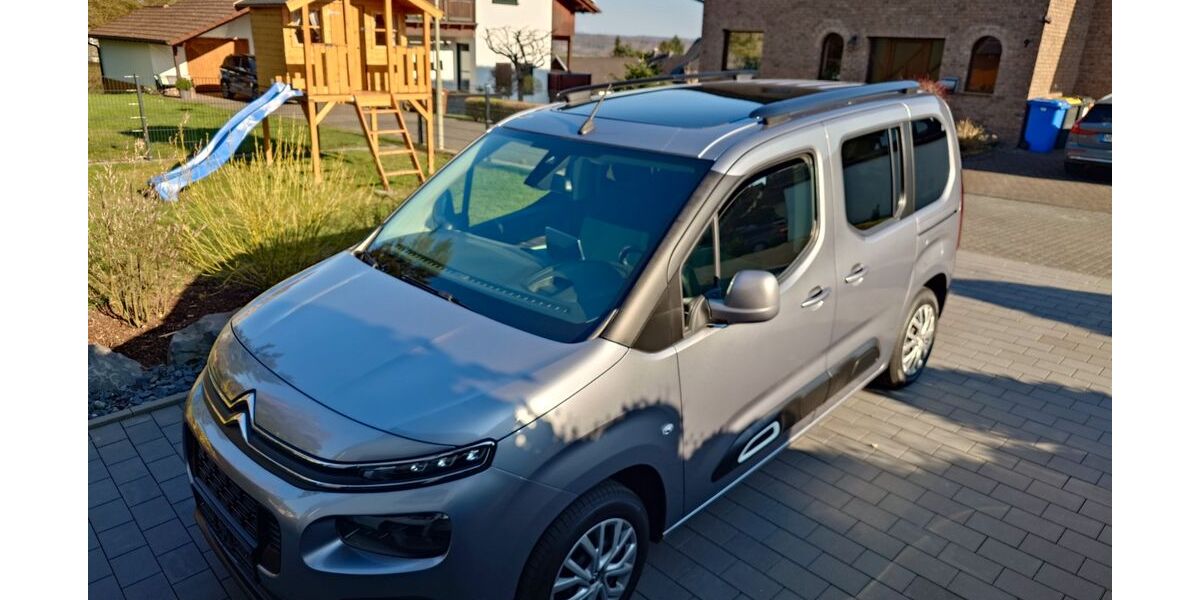 Citroen Berlingo 129.000 km 15.800 &euro; Flammersfeld 57632