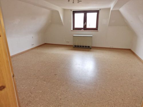 Gemütliches Einfamilienhaus in ruhiger Lage von 97250 Erlabrunn bei Würzburg (ID 10427) 4 zimmer