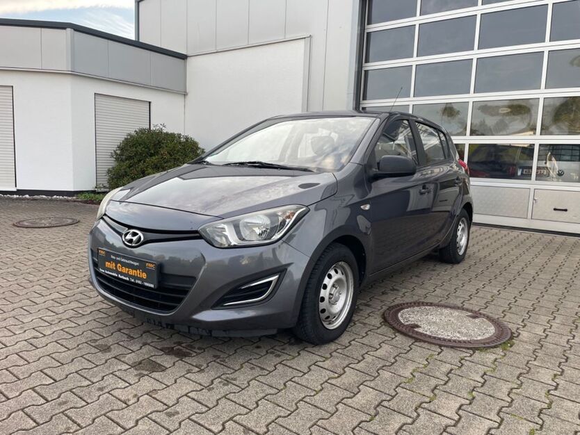 Hyundai i20 115.981 km 5.440 € Korbach 34497