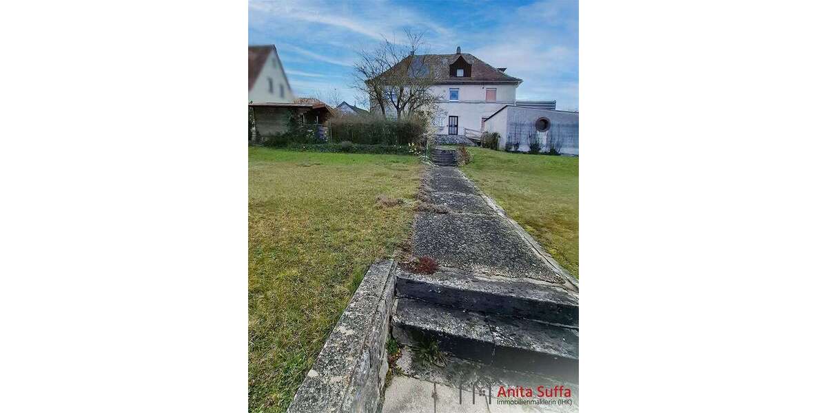 Einfamilienhaus Uffenheim - 6.5 Zimmer, 133 m&sup2;, 229.000&euro; | Angebot:26015432