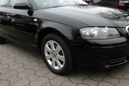 Audi A3 187.379 km 5.890 &euro; Hamburg 22459