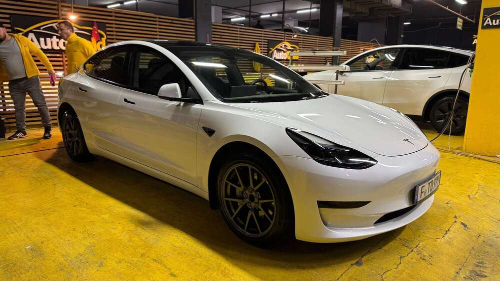 Tesla Model 3 44.000 km 25.000 &euro; Laubach 35321