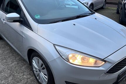 Ford Focus 227.100 km 5.400 &euro; Kruft 56642