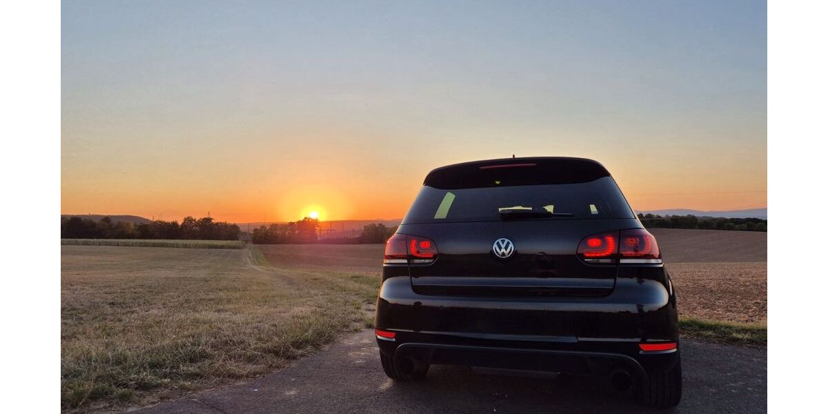 VW Golf 104.000 km 19.300 &euro; Eltingshausen 97714
