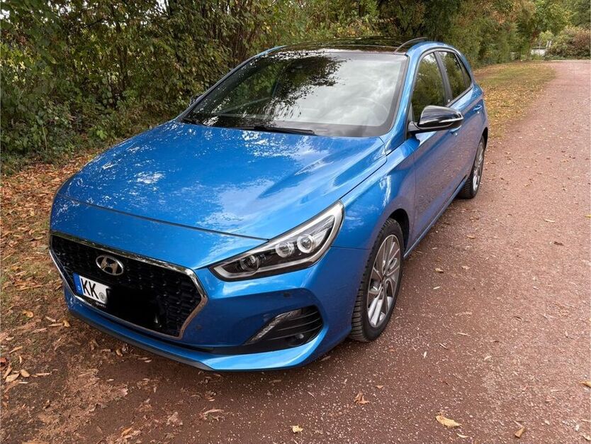 i30