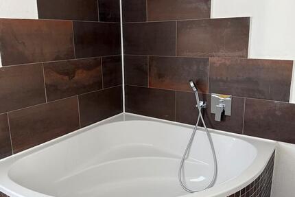 Haus Solms - 7 Zimmer, 210 m&sup2;, 420.000&euro; | Angebot:26317041