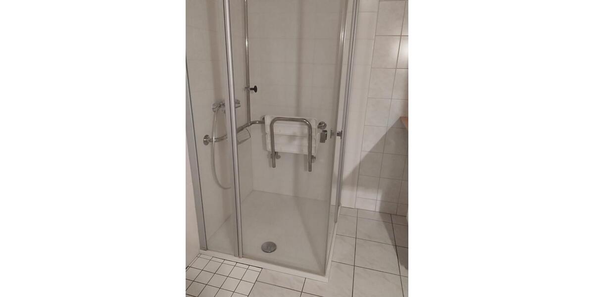 Etagenwohnung Arendsee (Altmark) - 2 Zimmer, 62 m&sup2;, 341&euro; | Angebot:26123972