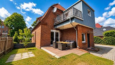 EIN ZUHAUSE MIT CHARME UND RAUM FÜR IHRE ZUKUNFT - Haus Stade Altländer Viertel | Angebot:27147793