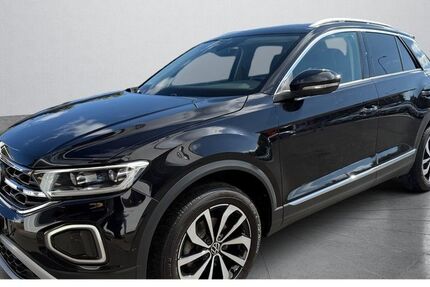 VW T-Roc 93.869 km 22.980 € Daun 54550