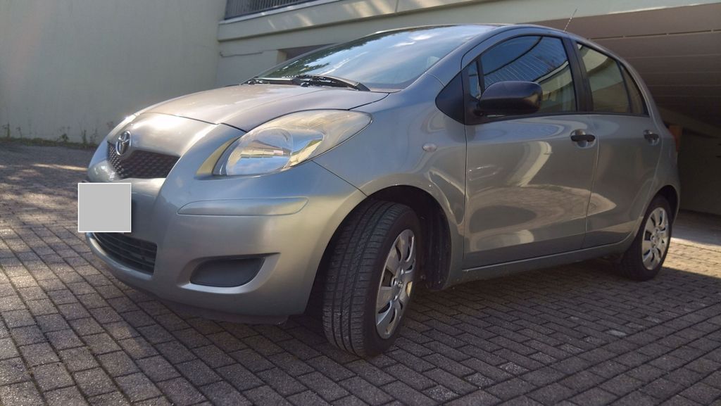 Toyota Yaris 163.000 km 2.950 &euro; Herdecke 58313