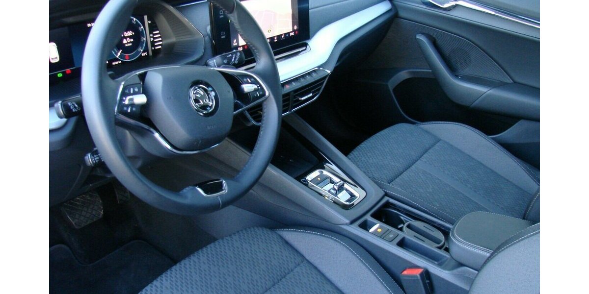 Skoda Octavia 2.0TDI Style ACC Columbus HeadUp AHK 48.103 km 25.980 &euro; Falkensee 14612