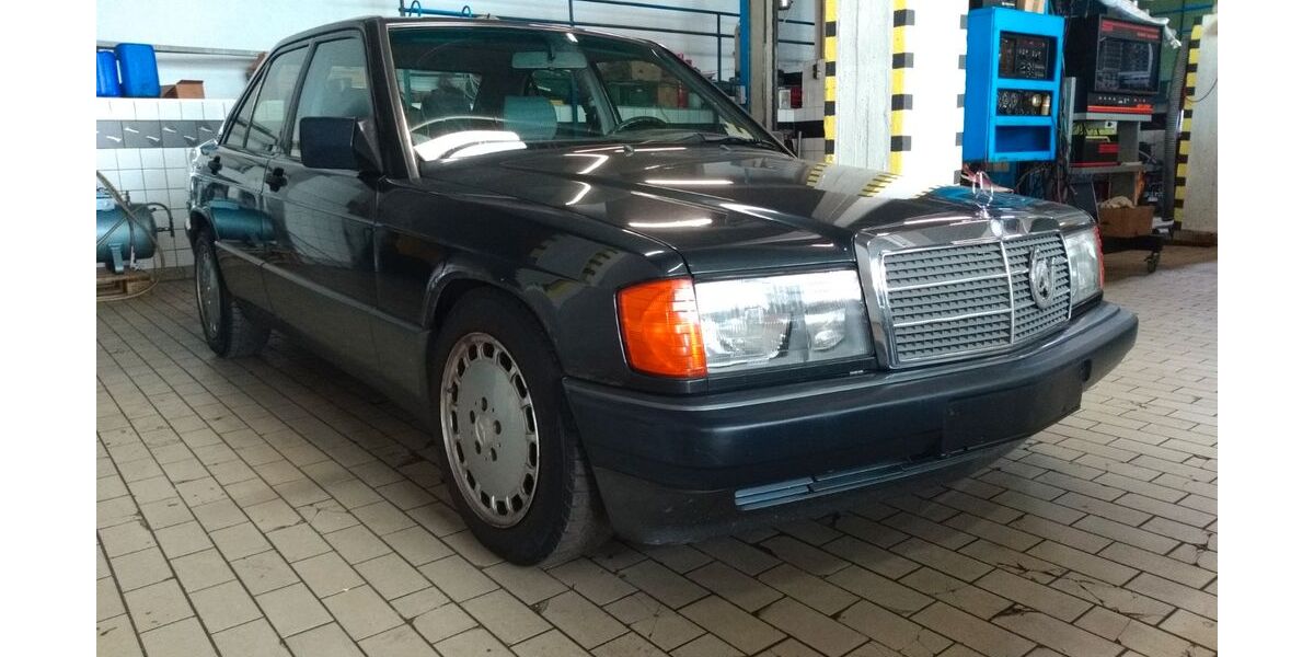 Mercedes-Benz 190 286.641 km 5.200 &euro; Itzehoe 25524