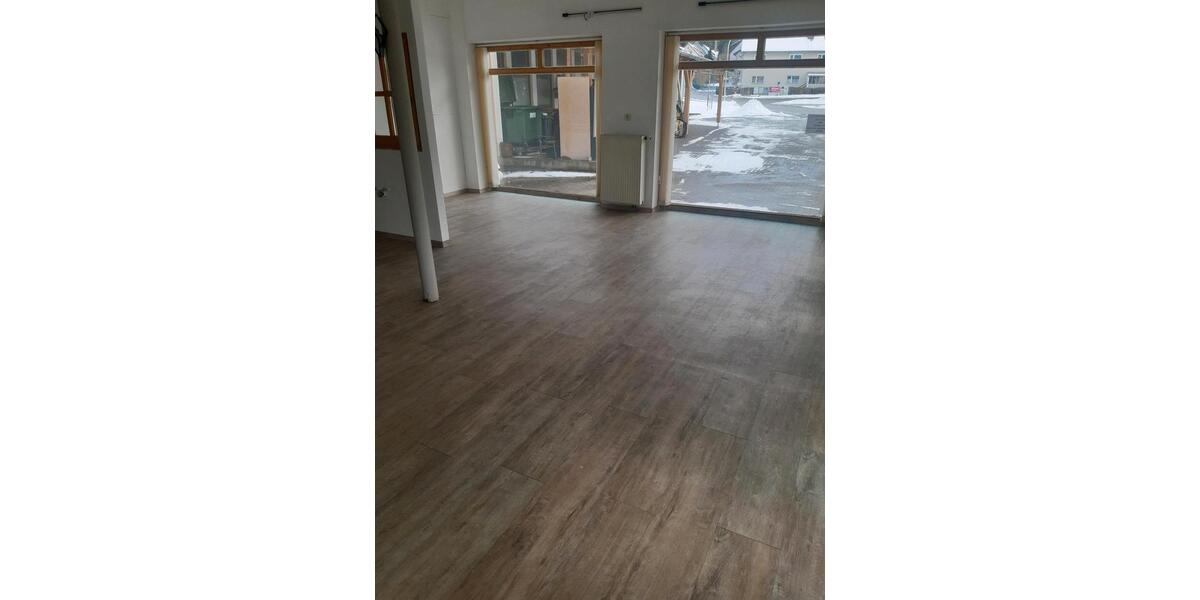 Gewerbeobjekt Oberviechtach - 720&euro; | Angebot:25097108