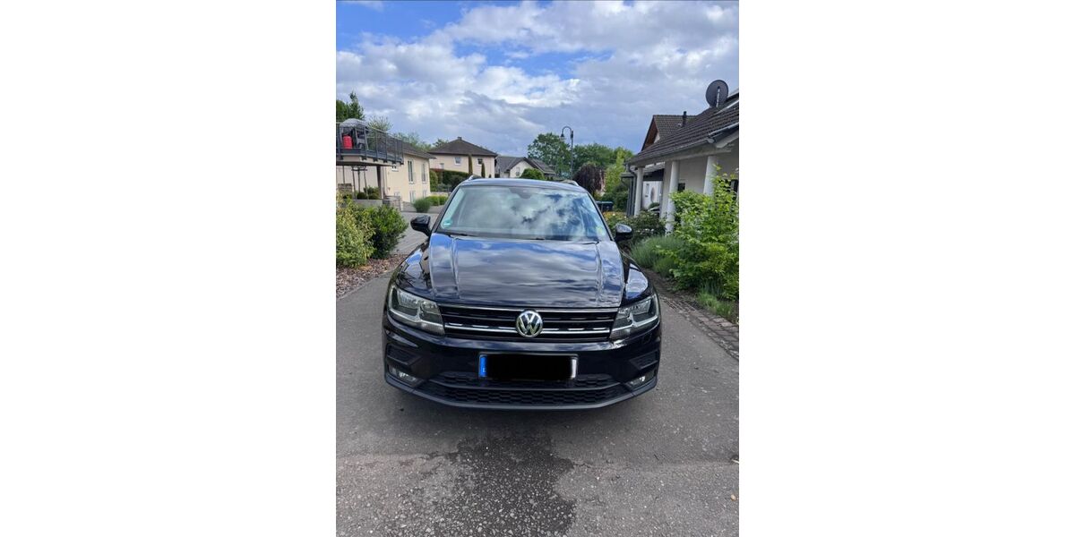 VW Tiguan 99.391 km 17.999 &euro; Bullay 56859