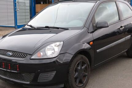 Ford Fiesta 194.625 km 1.090 &euro; Allstedt OT Niederröblingen 06542