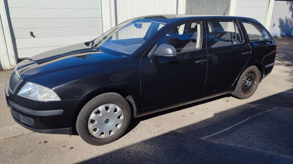 Skoda Octavia 188.500 km 2.250 &euro; Regensburg 93051