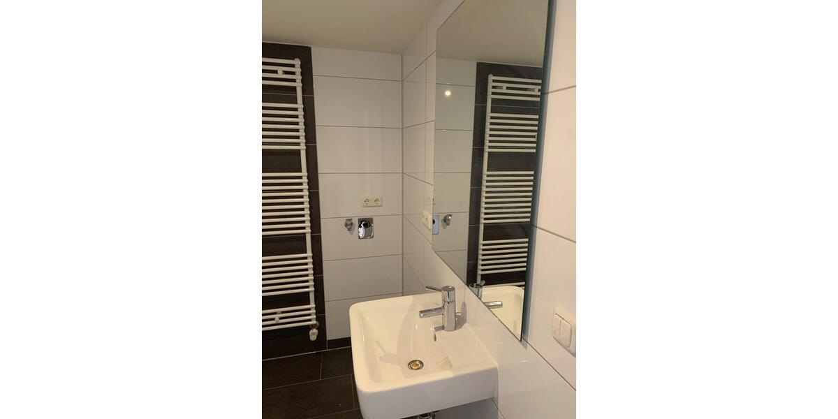 Dachgeschoßwohnung Fürth Altstadt - 2.5 Zimmer, 52 m&sup2;, 225.000&euro; | Angebot:26416036