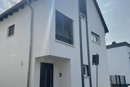 Haus zum Kaufen in Weiterstadt 795.000 € 142 m² 5 zimmer