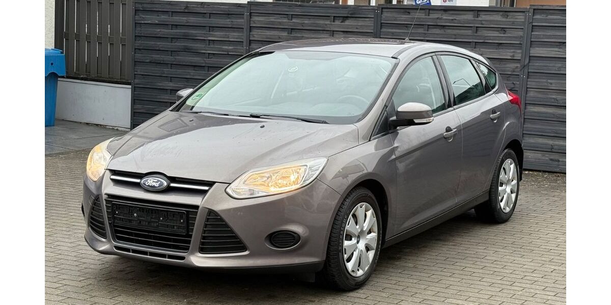 Ford Focus 126.123 km 3.300 &euro; Bitburg 54634