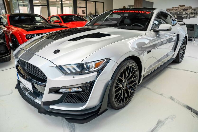 Ford Mustang 10.483 km 37.599 € Quakenbrück 49610