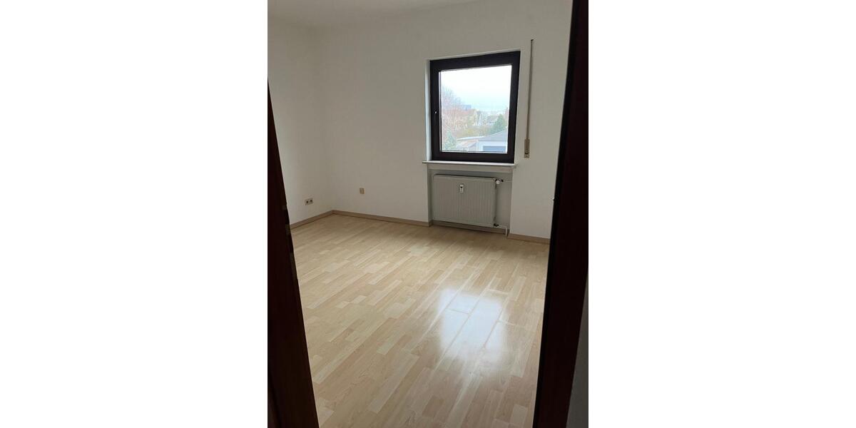 Etagenwohnung Kirchhain - 4 Zimmer, 70 m&sup2;, 830&euro; | Angebot:26066893