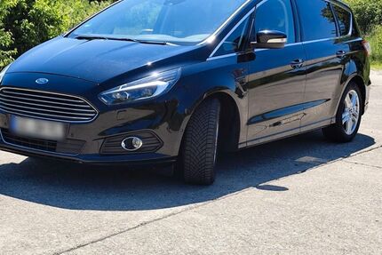 Ford S-Max 94.300 km 19.990 &euro; Leipheim 89340