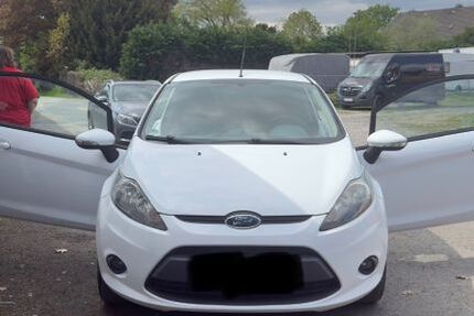 Ford Fiesta 220.050 km 2.450 &euro; Leverkusen 51371