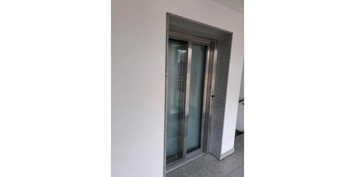Etagenwohnung Ansbach - 2.5 Zimmer, 71 m&sup2;, 895&euro; | Angebot:26221440