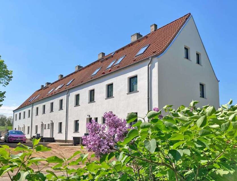 Haus zum Mieten in Wansleben Am See 990 € 92.54 m²