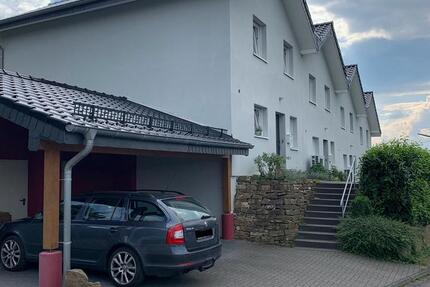 Haus Gummersbach - 4 Zimmer, 100 m&sup2;, 1.150&euro; | Angebot:26302192