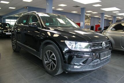VW Tiguan 42.980 km 22.980 &euro; Euskirchen 53881