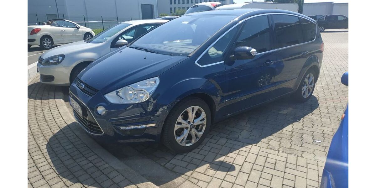 Ford S-Max 52.000 km 11.100 &euro; Auerbach 91275
