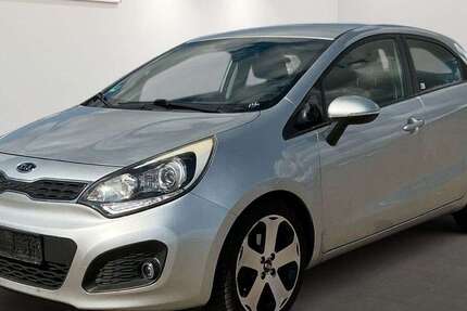 Kia Rio 157.413 km 3.699 € Sandersdorf-Brehna 06796