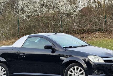 Opel Tigra 199.000 km 2.800 € Murr 71711