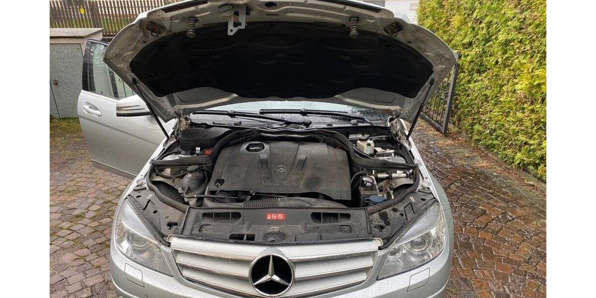 Mercedes-Benz C220 238.900 km 6.400 &euro; Augsburg 86150