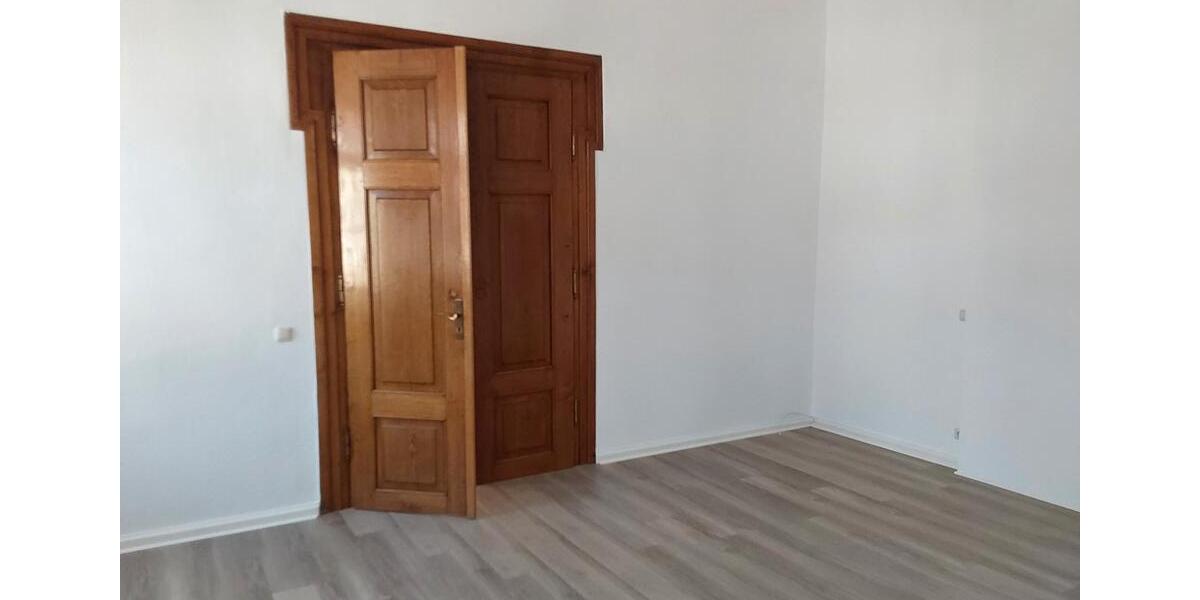 Etagenwohnung Arnstadt - 2 Zimmer, 96 m&sup2;, 620&euro; | Angebot:26624701