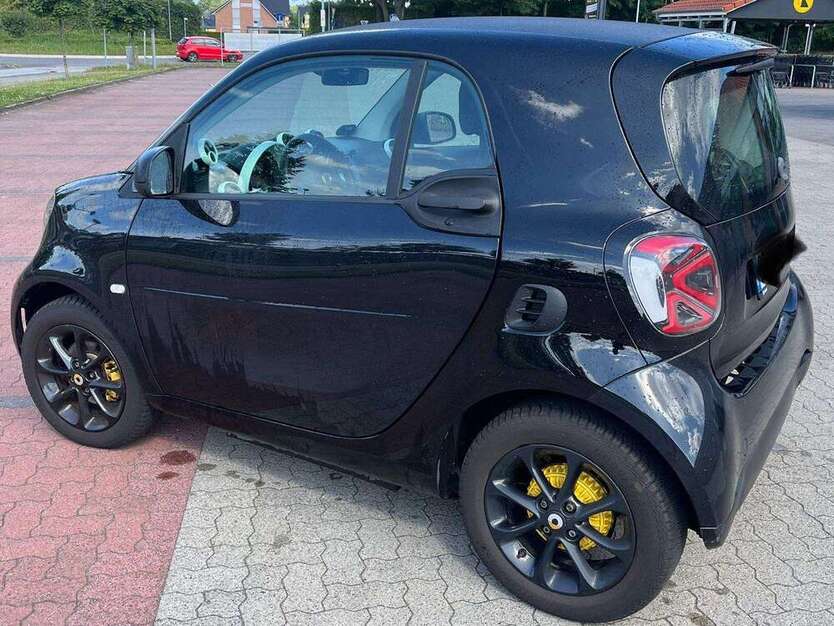 Smart forTwo 26.111 km 7.899 € Oststeinbek 22113