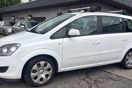 Opel Zafira 185.000 km 2.990 &euro; Essen 45356