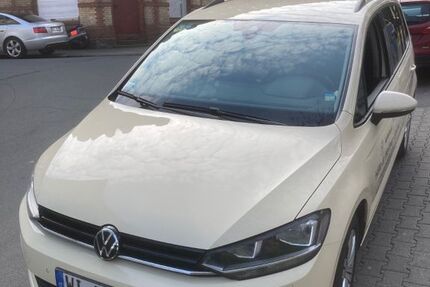 VW Touran 146.500 km 19.800 &euro; Wiesbaden 65183