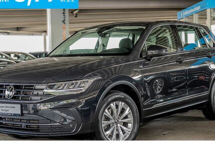 VW Tiguan 52.959 km 27.630 € Stuttgart-Wangen 70188