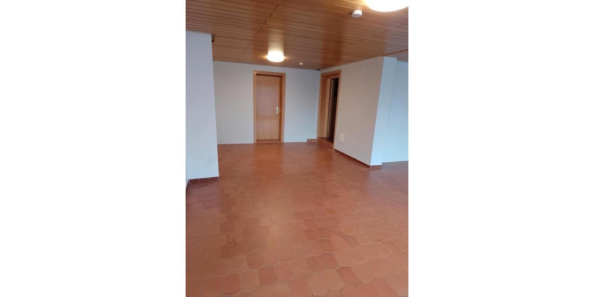 Mehrfamilienhaus, Wohnhaus Meßstetten - 9 Zimmer, 190 m&sup2;, 449.000&euro; | Angebot:25822260